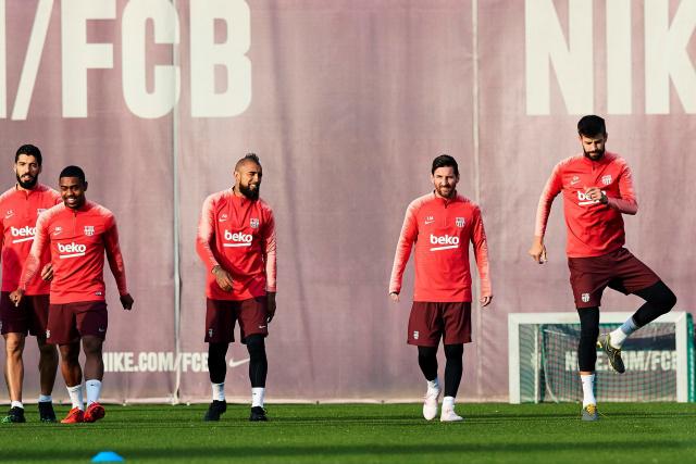 哈登12+6+16库里26分 快船险胜终结勇士3连胜