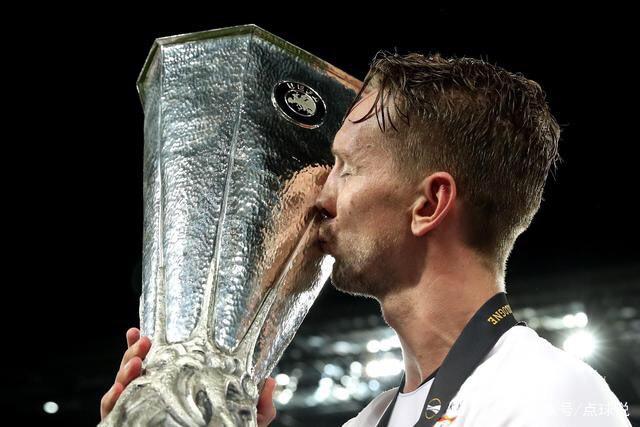 官宣：崔永熙左膝前十字韧带撕裂 本赛季报销